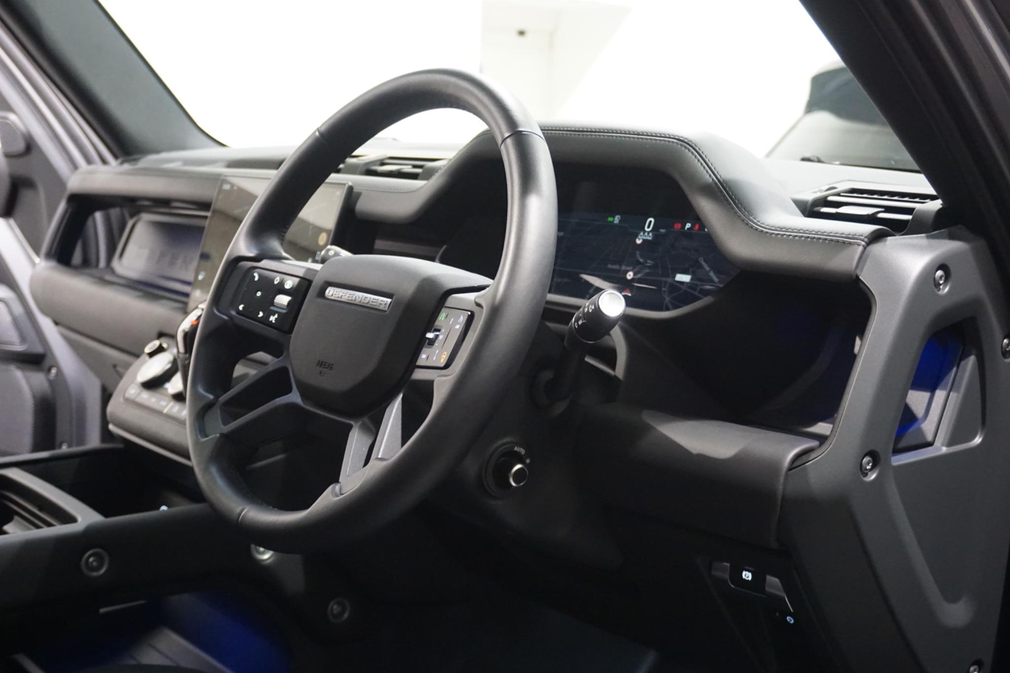 Land Rover Defender 110 3.0 D250 MHEV X-Dynamic HSE Auto 4WD Euro 6 (s/s) 5dr